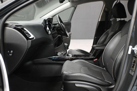 Kia Xceed 1.5 XCeed 3 ISG 5dr 17