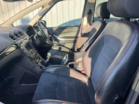 Ford S-Max 2.2 TDCi Titanium X Sport Euro 5 5dr 41