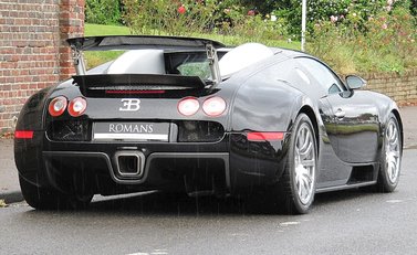 Bugatti Veyron 16.4 3