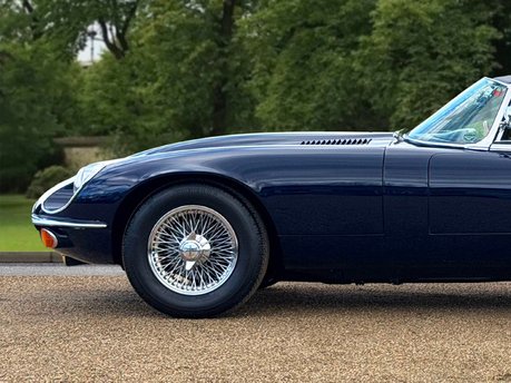 Jaguar E-Type Series 3 OTS Roadster 10