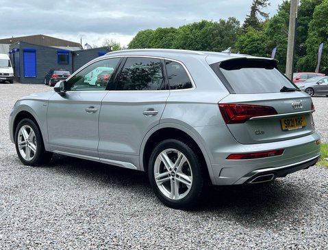 Audi Q5 2.0 Q5 S Line 40 TDI MHEV Quattro Semi-Auto 4WD 5dr 9