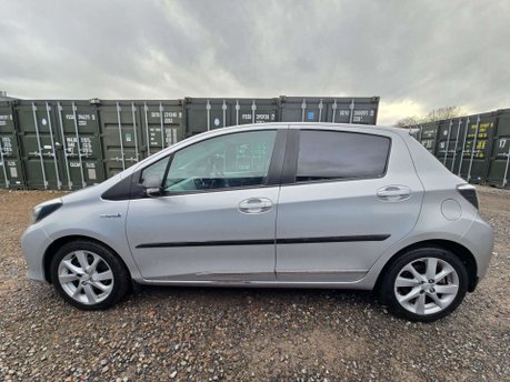 Toyota Yaris 1.5 VVT-h T Spirit Hatchback 5dr Petrol Hybrid CVT Euro 5 (101 ps) 10