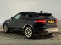 Jaguar F-Pace R-SPORT AWD 8