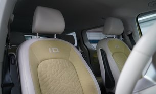 Volkswagen Id.Buzz Style Adaptive Cruise Power Doors Tow Bar 21" Alloys VW Service Pack 4