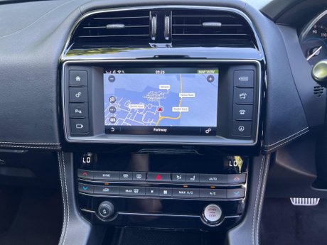 Jaguar F-Pace 2.0 D180 R-Sport Auto AWD Euro 6 (s/s) 5dr 28