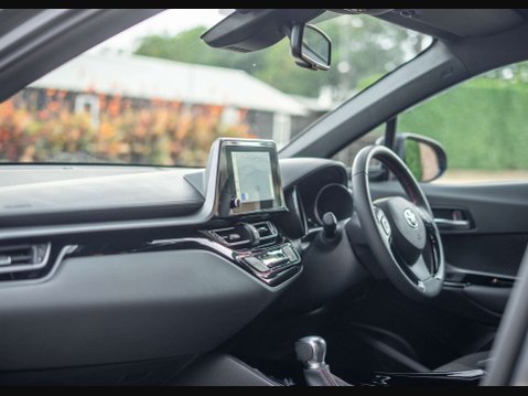 Toyota C-HR 2.0 C-HR GR Sport HEV CVT 5dr 14