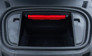 Porsche Taycan TURBO S CROSS TURISMO 47