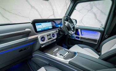 Mercedes-Benz G Class AMG G 63 CARBON EDITION 21
