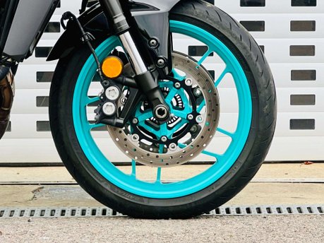 Yamaha MT-09 MT-09 (MTN890) 24 