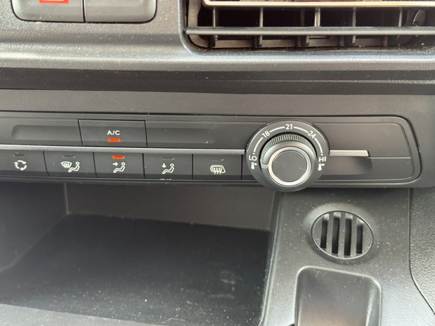 Vauxhall Combo Crew Cab LWB L2H1 Low Roof Prime 2300 Aircon Cruise Nav EURO 6 40