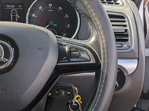 Skoda Yeti BLACK EDITION TDI CR DSG 20