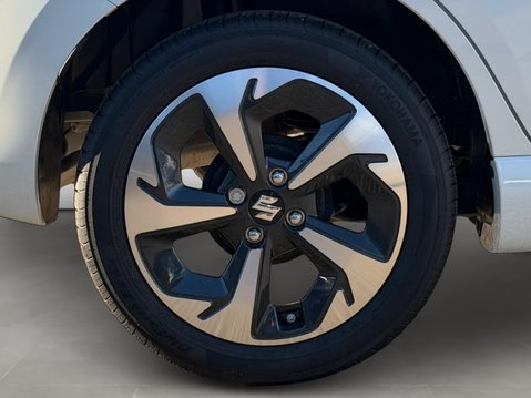 Suzuki Swift 1.2 Mild Hybrid Ultra 5dr 12