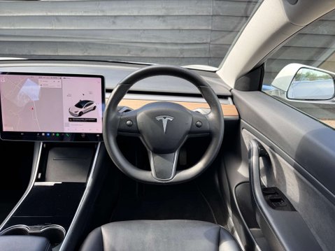 Tesla Model 3 Model 3 Long Range AWD 4WD 4dr 21