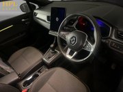 Renault Captur 1.6 E-TECH techno SUV 5dr Petrol Hybrid Auto Euro 6 (s/s) (145 ps) Air Con 24