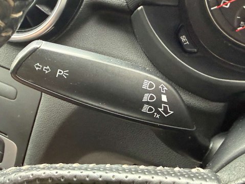 Audi A1 1.6 A1 Black Edition TDI 3dr 44