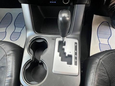 Kia Sorento 2.2 CRDi KX-3 Auto AWD Euro 5 5dr (SNav) 37