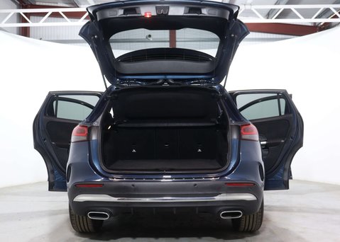 Mercedes-Benz GLA 1.3 GLA 180 AMG Line Premium Auto 5dr 55