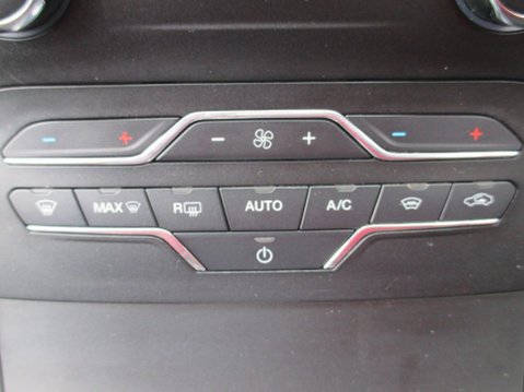 Ford S-Max 2.0 EcoBlue Zetec Auto Euro 6 (s/s) 5dr 16