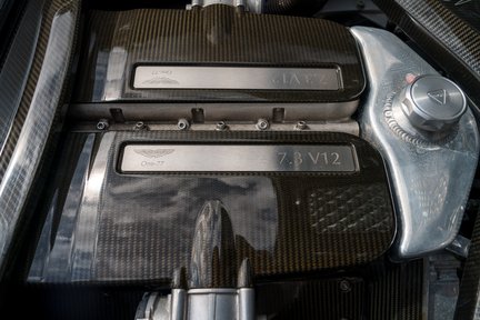 Aston Martin One77 31