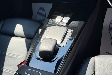 Mercedes-Benz CLA Class CLA 220 D AMG LINE PREMIUM PLUS - PANORAMIC ROOF 13