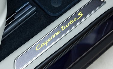 Porsche Cayenne Turbo S E-Hybrid 22