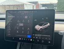 Tesla Model Y (Dual Motor) Long Range SUV 5dr Electric Auto 4WDE (384 bhp) 18