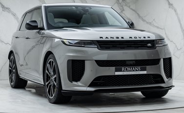 Land Rover Range Rover Sport P635 SV EDITION ONE 8