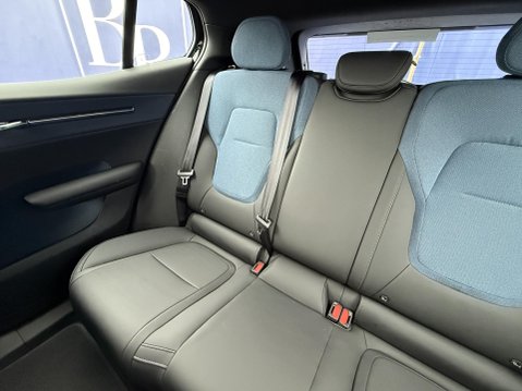 Volvo Ex30 Twin Performance 69kWh Plus SUV 5dr Electric Auto AWD (428 ps) 27