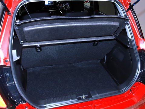 Suzuki Swift 1.2 Mild Hybrid Ultra ALLGRIP 5dr 33