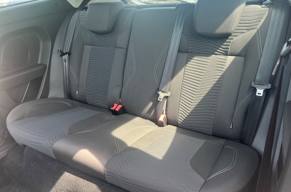 Ford Fiesta 1.25 ZETEC 31
