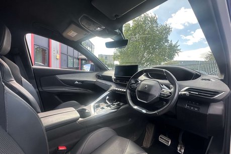 Peugeot 3008 1.6 13.2kWh GT SUV 5dr Petrol Plug-in Hybrid e-EAT Euro 6 (s/s) (225 ps) 17