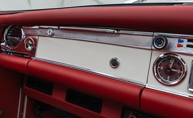 Mercedes-Benz 280 SL W113 Pagoda 23