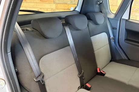 Mitsubishi Colt 1.3 CZ2 Hatchback 5dr Petrol Auto Euro 4 (94 ps) 34