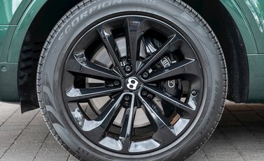 Bentley Bentayga W12 10