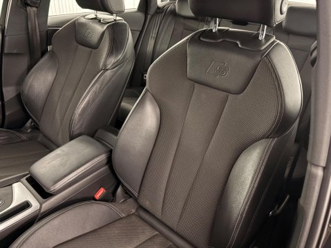 Audi A4 2.0 TDI ultra Sport Euro 6 (s/s) 4dr 10