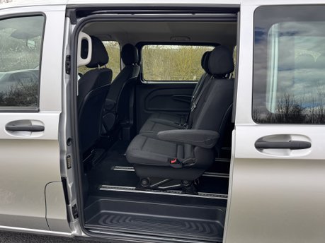 Mercedes-Benz Vito 116 BlueTec Tourer Select L3 Auto Diesel 8 SEATER/EX-LWB/PARKTRONIC 17