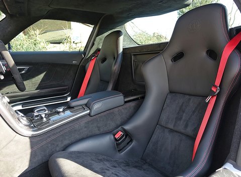 Mercedes-Benz SLS AMG Black Series 22