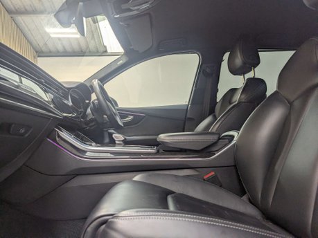 Audi Q7 3.0 Q7 Black Edition 55 TFSI MHEV Quattro Auto 4WD 5dr 36