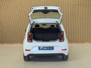 Volkswagen Up 1.0 Move up! 5dr 25