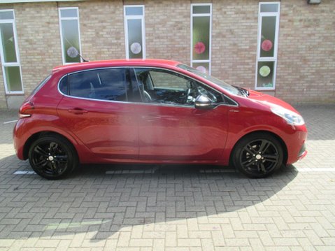 Peugeot 208 1.2 PureTech GT Line Euro 6 (s/s) 5dr 6
