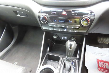 Hyundai TUCSON 1.7 CRDi Blue Drive Sport Edition DCT Euro 6 (s/s) 5dr 12