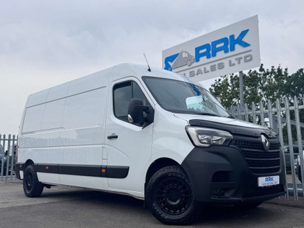 Renault Master 2.3 dCi 35 Business+ Panel Van 4dr Diesel Manual FWD LWB Medium Roof Euro 6