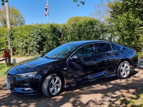 Vauxhall Insignia SRI VX-LINE NAV 10