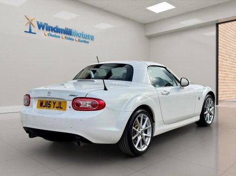 Mazda MX-5 2.0i Sport Tech Roadster Euro 5 2dr 12