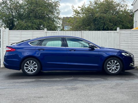 Ford Mondeo 1.5 TDCi ECOnetic Titanium Hatchback 5dr Diesel Manual Euro 6 (s/s) (120 ps 5
