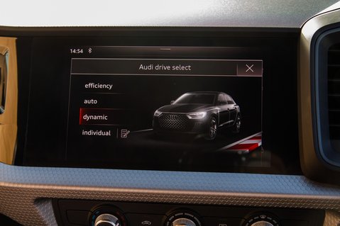 Audi A1 SPORTBACK TFSI S LINE 29