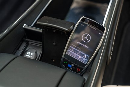 Mercedes-Benz S Class MAYBACH S600 V12 36