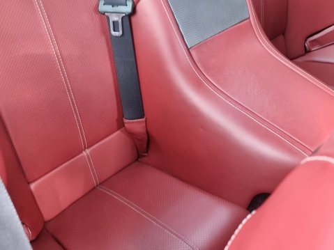Aston Martin DB9 V12 34