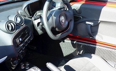 Alfa Romeo 4C Spider 23