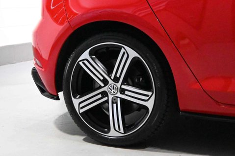 Volkswagen Golf R TSI 4MOTION DSG 44